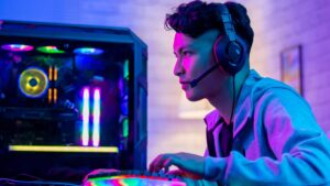 Gamer en train de jouer